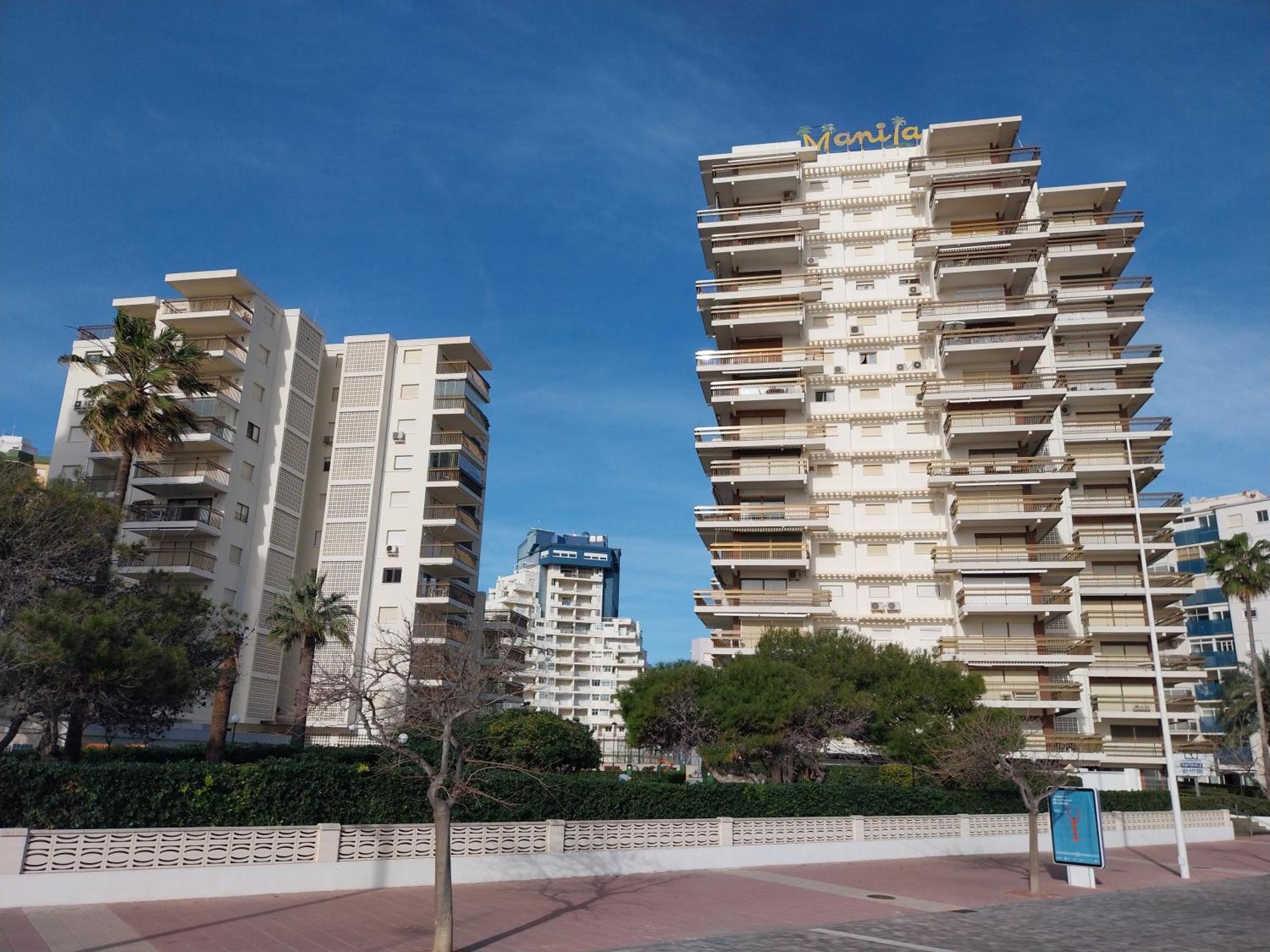 Manila Solo Familias Serviplaya Gandia Exterior photo