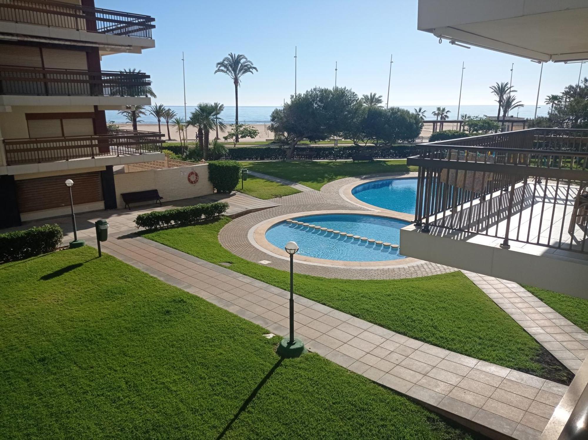 Manila Solo Familias Serviplaya Gandia Exterior photo